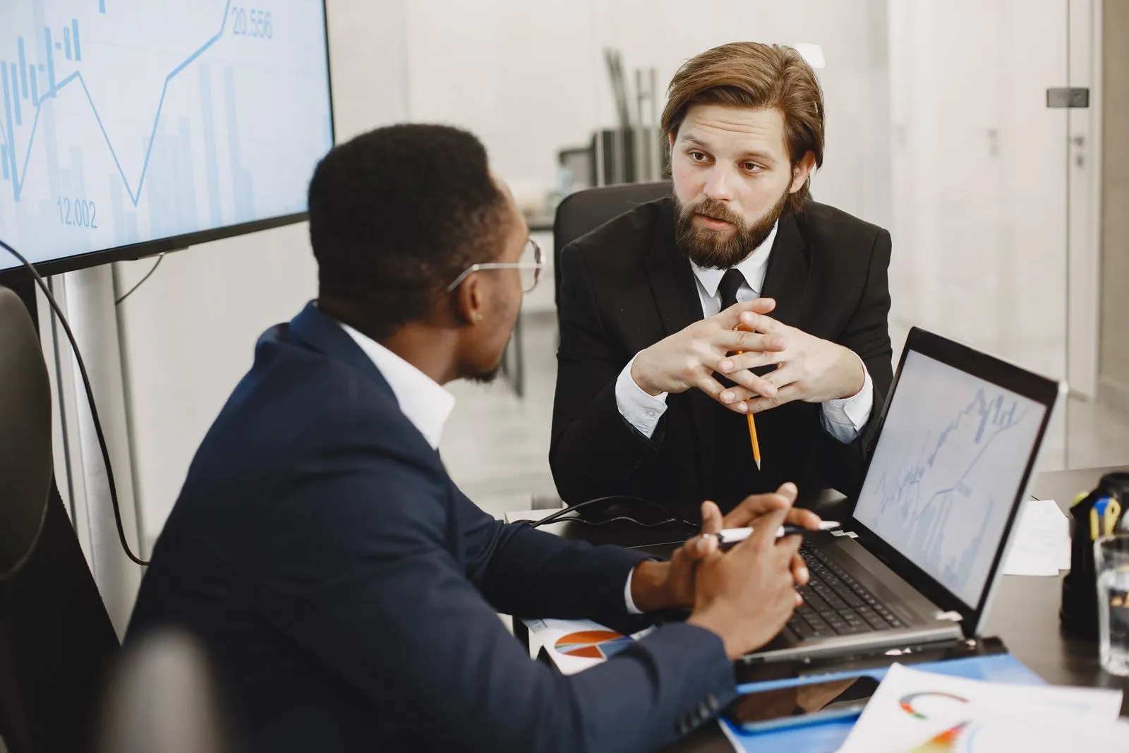 AI and Financial Automation: A Practical Guide - Aviy AI invoicing