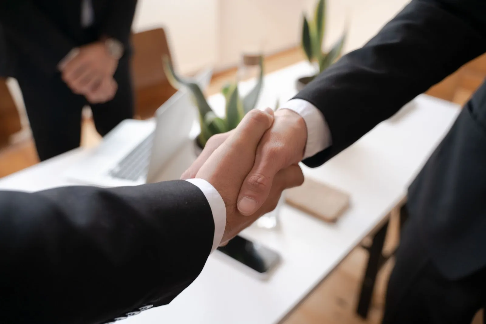 Balance Sheet Explained: A Plain-English Guide for Business Owners - Aviy AI invoicing