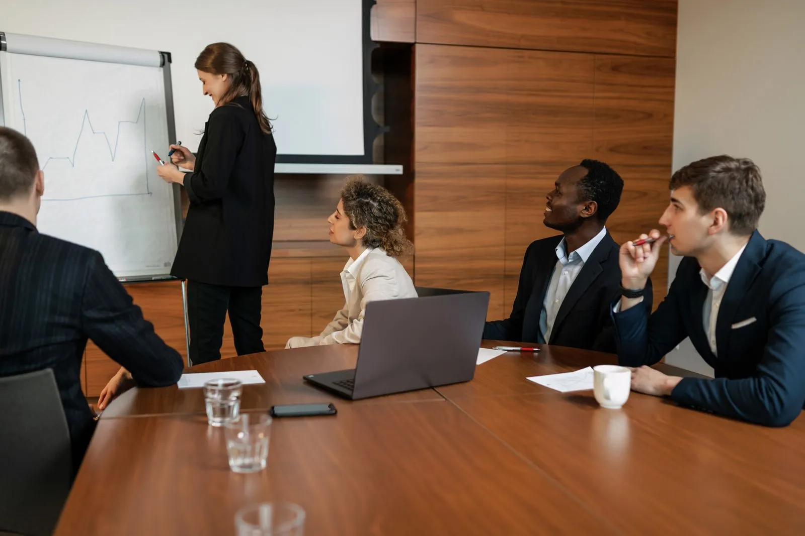 Best FreshBooks Alternatives in 2026 (Ranked Buyer's Guide) - Aviy AI invoicing