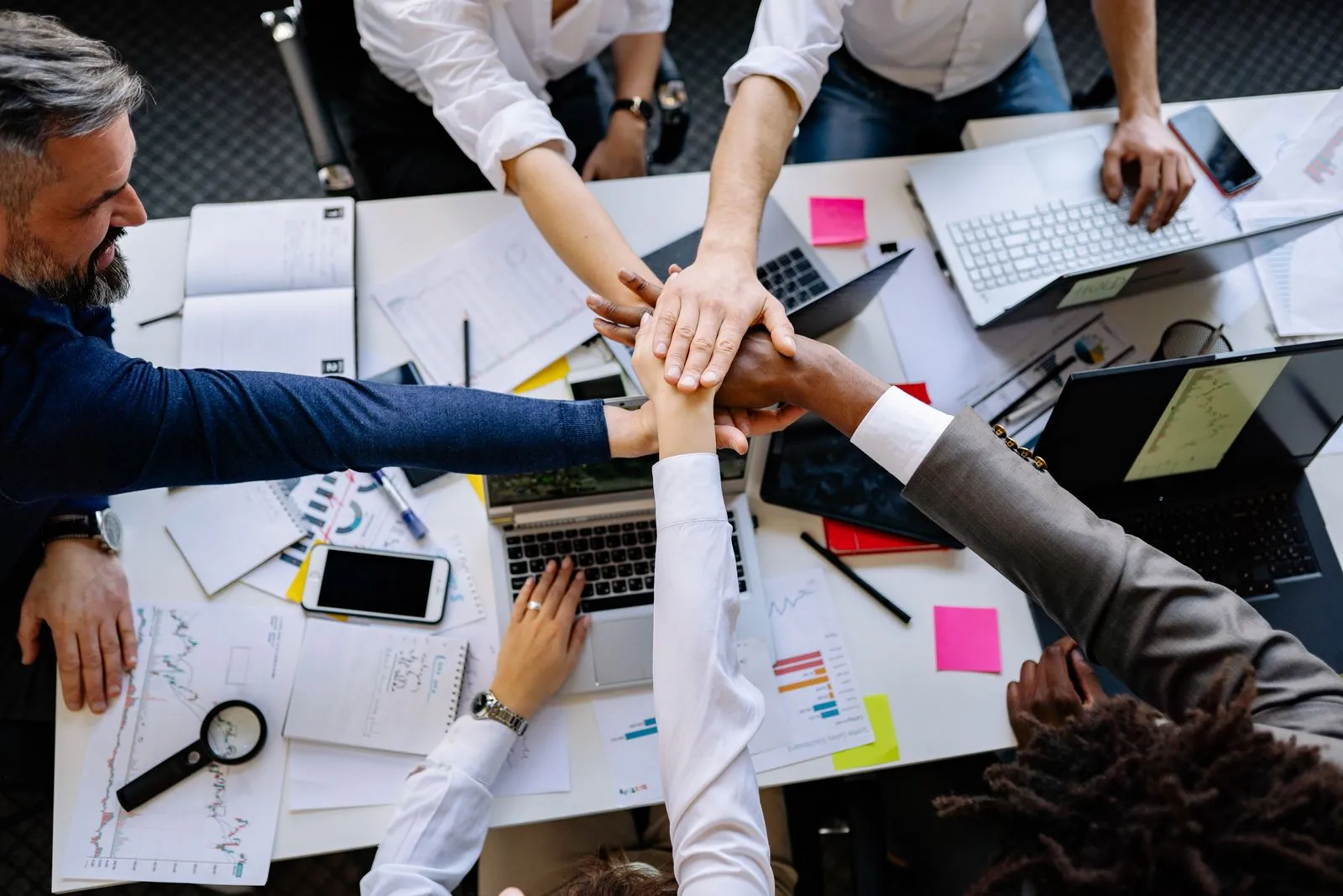 Best Invoicing Software for Creators (2026 Buyer's Guide) - Aviy AI invoicing