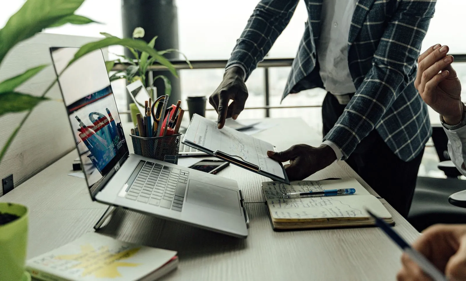Budgeting Mistakes Small Businesses Make (And How to Fix Them) - Aviy AI invoicing