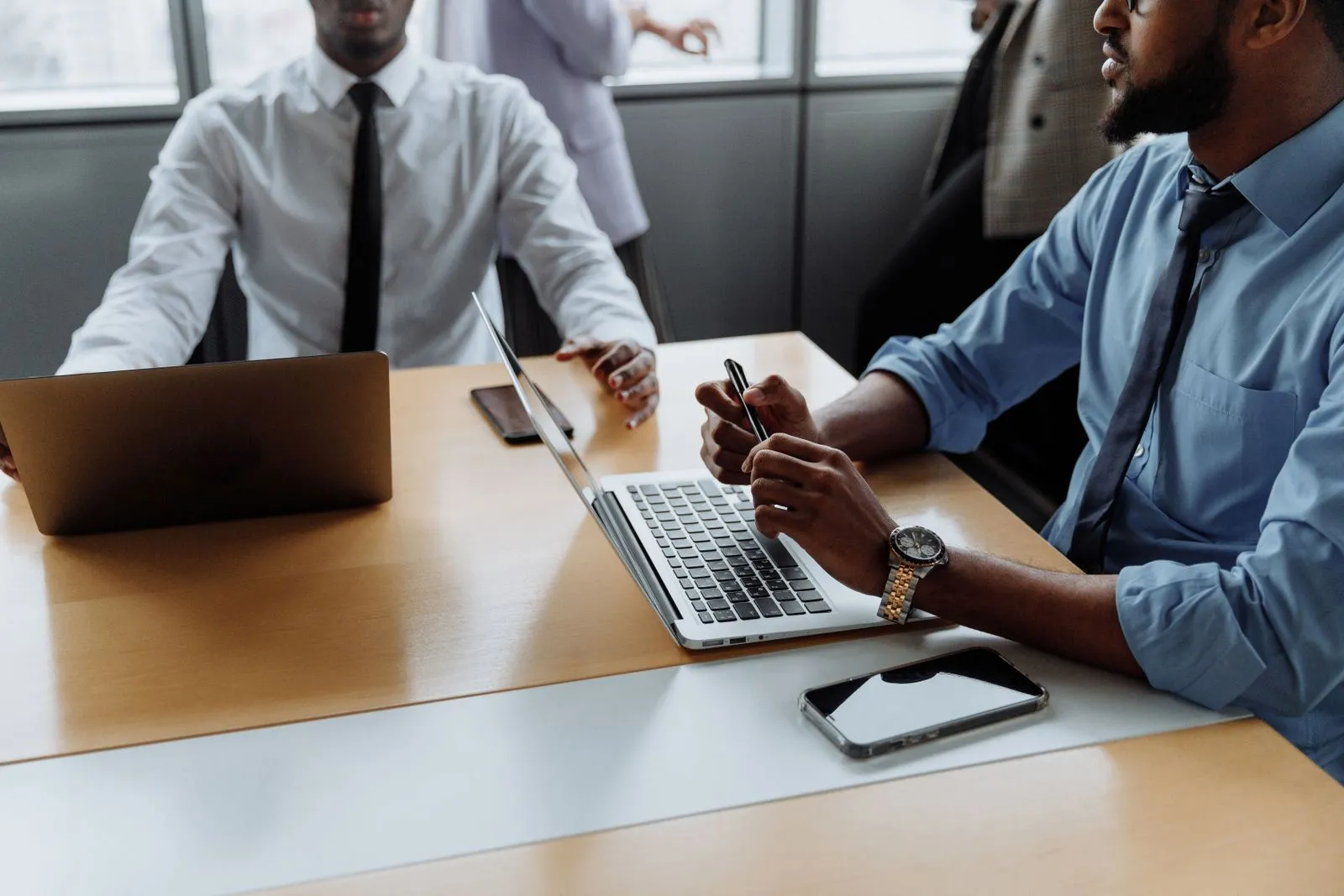 Building a Complete Digital Business Workflow (2026 Guide) - Aviy AI invoicing