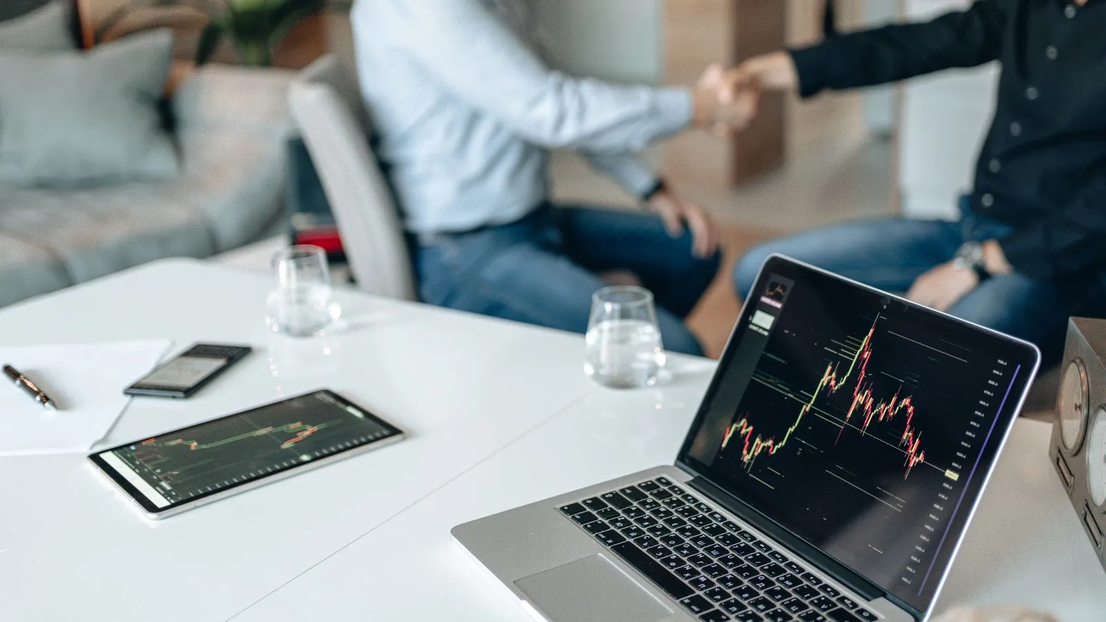 Common Tax Filing Mistakes and How to Avoid Them - Aviy AI invoicing