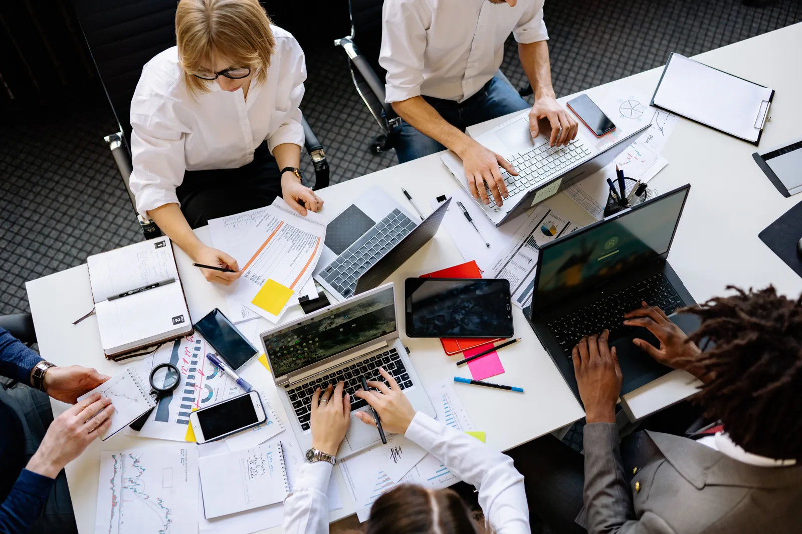 Contractor Income Calculator: How to Work Out Take-Home - Aviy AI invoicing