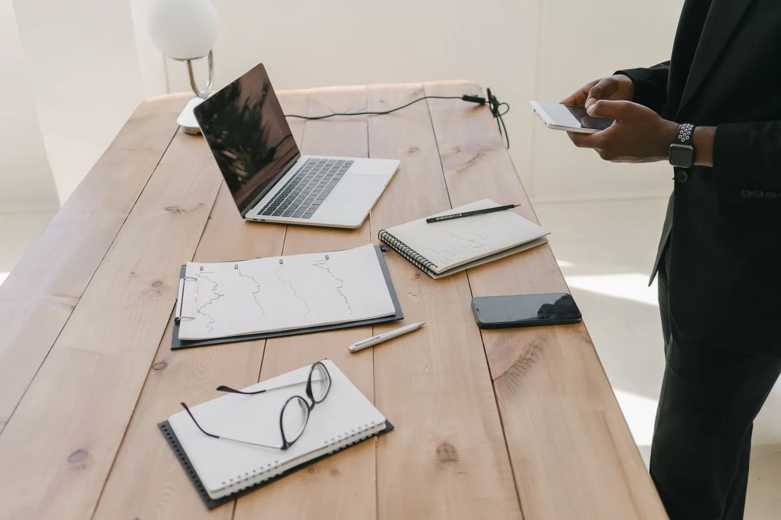 Decision Log Template Explained: Sections, Example and How to Use One - Aviy AI invoicing