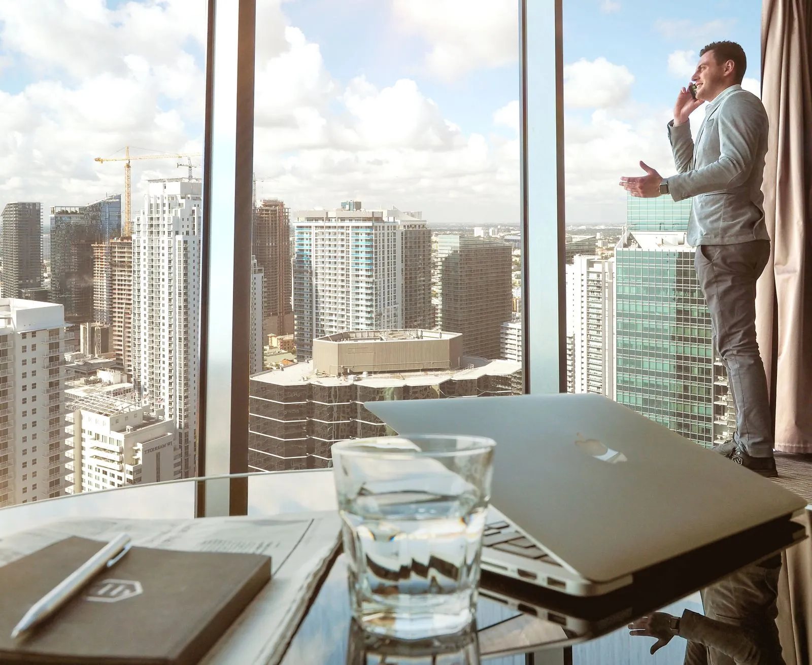 Double-Entry Bookkeeping Explained for Small Businesses - Aviy AI invoicing