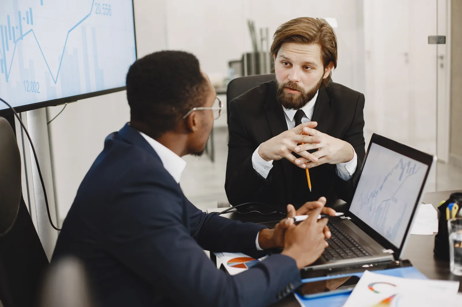 Mortgage Broker Invoice Template: Free Guide and Examples - Aviy AI invoicing