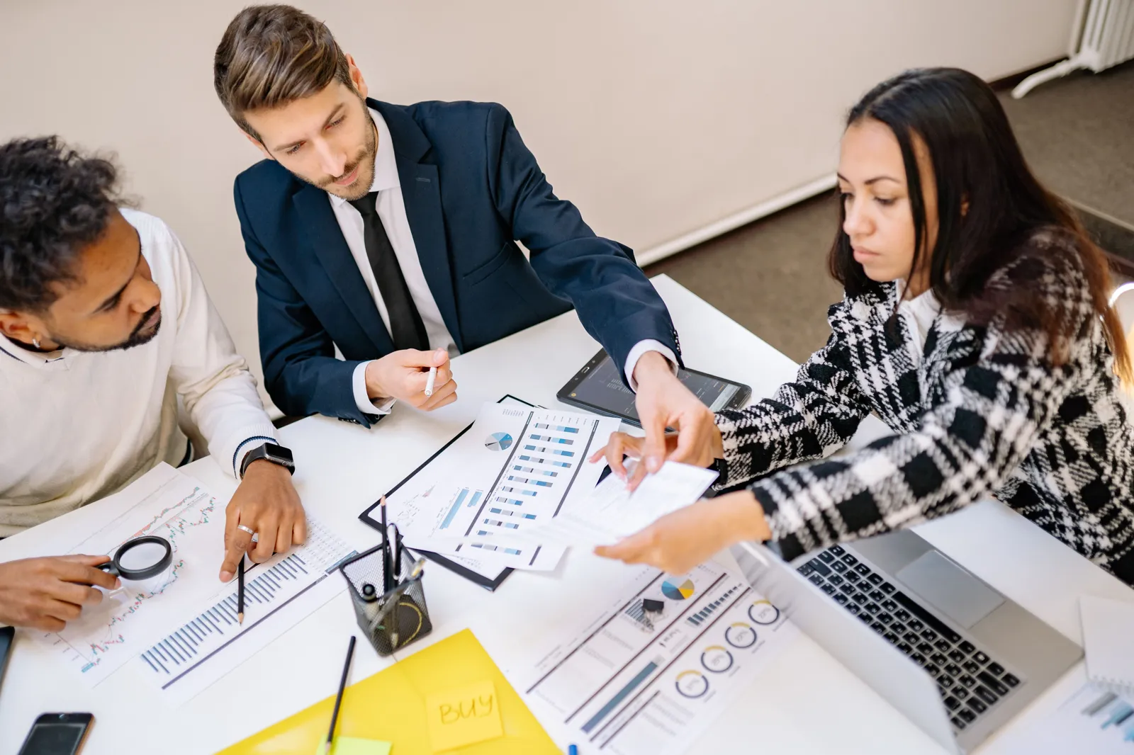 Profit Per Project Calculator: How to Measure Project Profit - Aviy AI invoicing