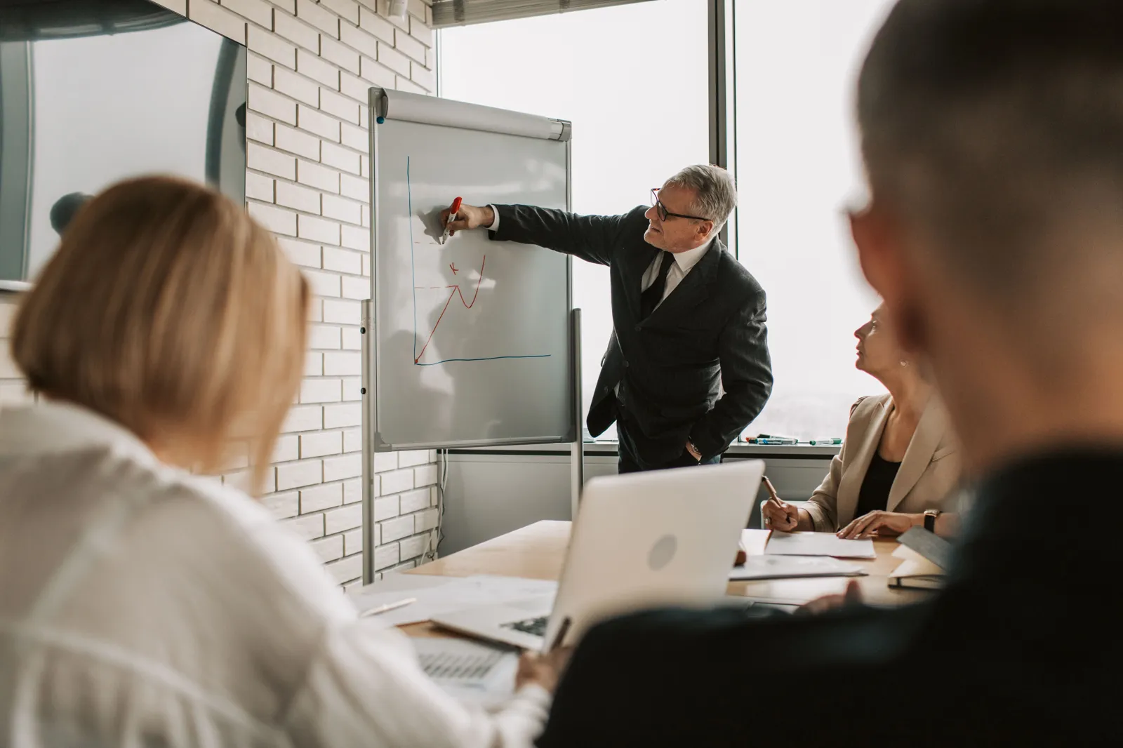Supplier Agreement Template Explained: Sections, Example and How to Use One - Aviy AI invoicing