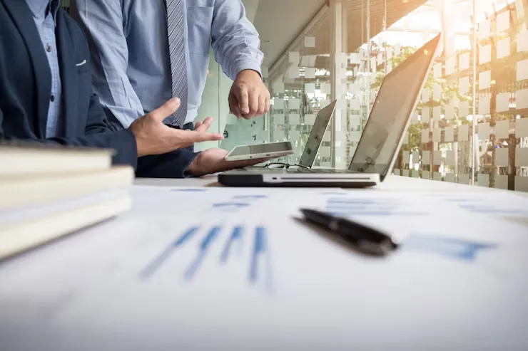 The End of Manual Invoicing: How AI Is Replacing the Old Way - Aviy AI invoicing