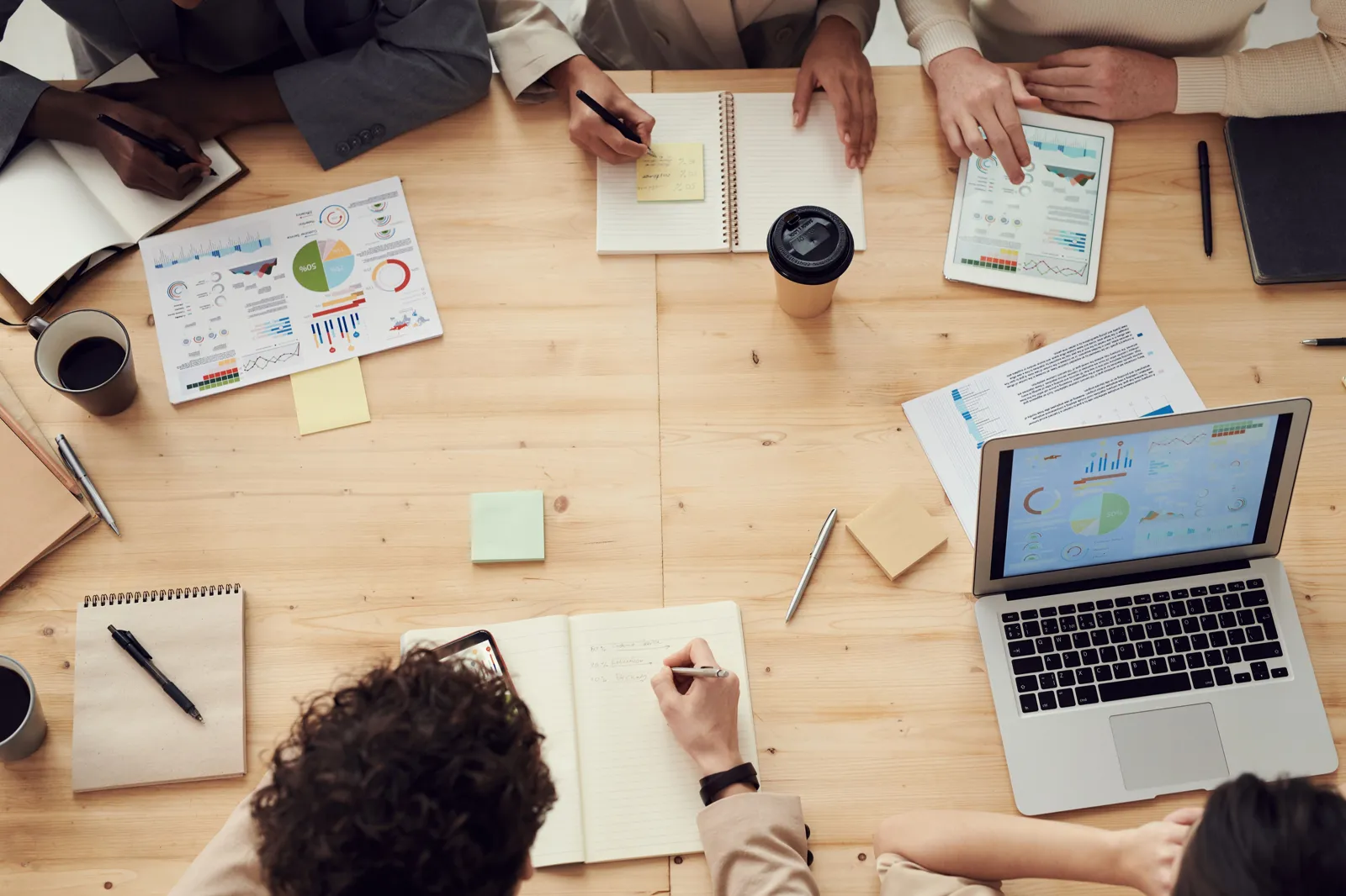Writing Winning Service Proposals: How to Craft Winning Proposals That Close - Aviy AI invoicing
