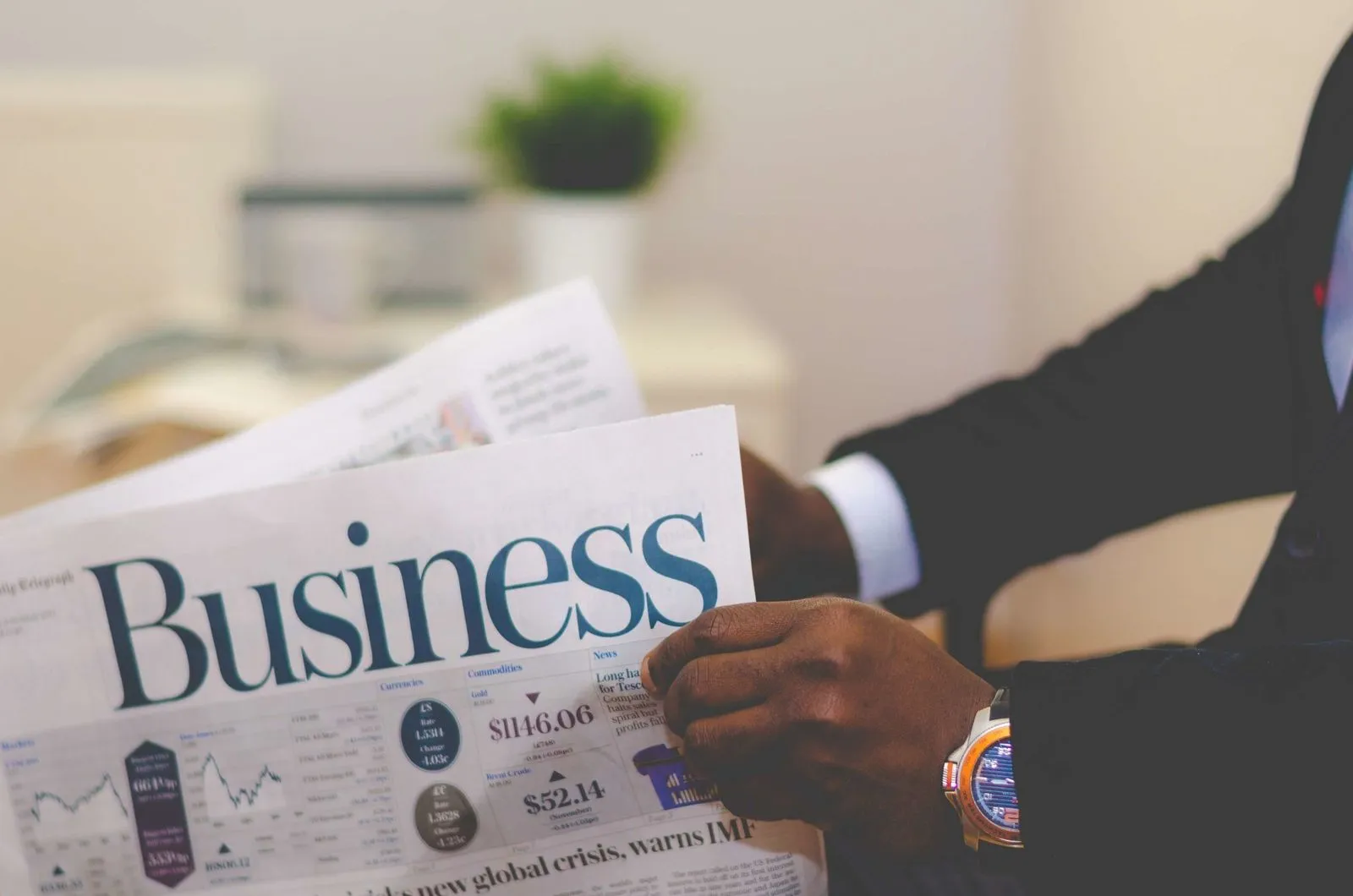 Year-End Accounting Checklist: A Step-by-Step Guide for Small Businesses - Aviy AI invoicing