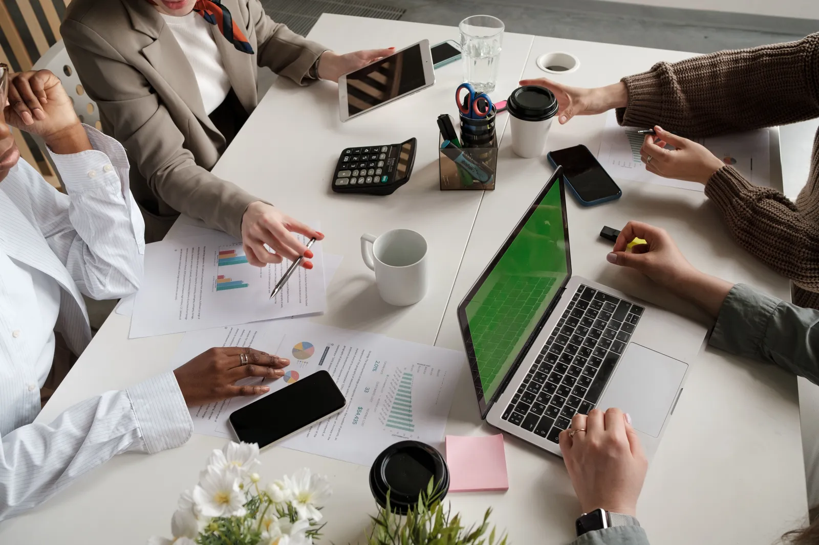 Bonus Calculator: How to Calculate a Bonus - Aviy AI invoicing