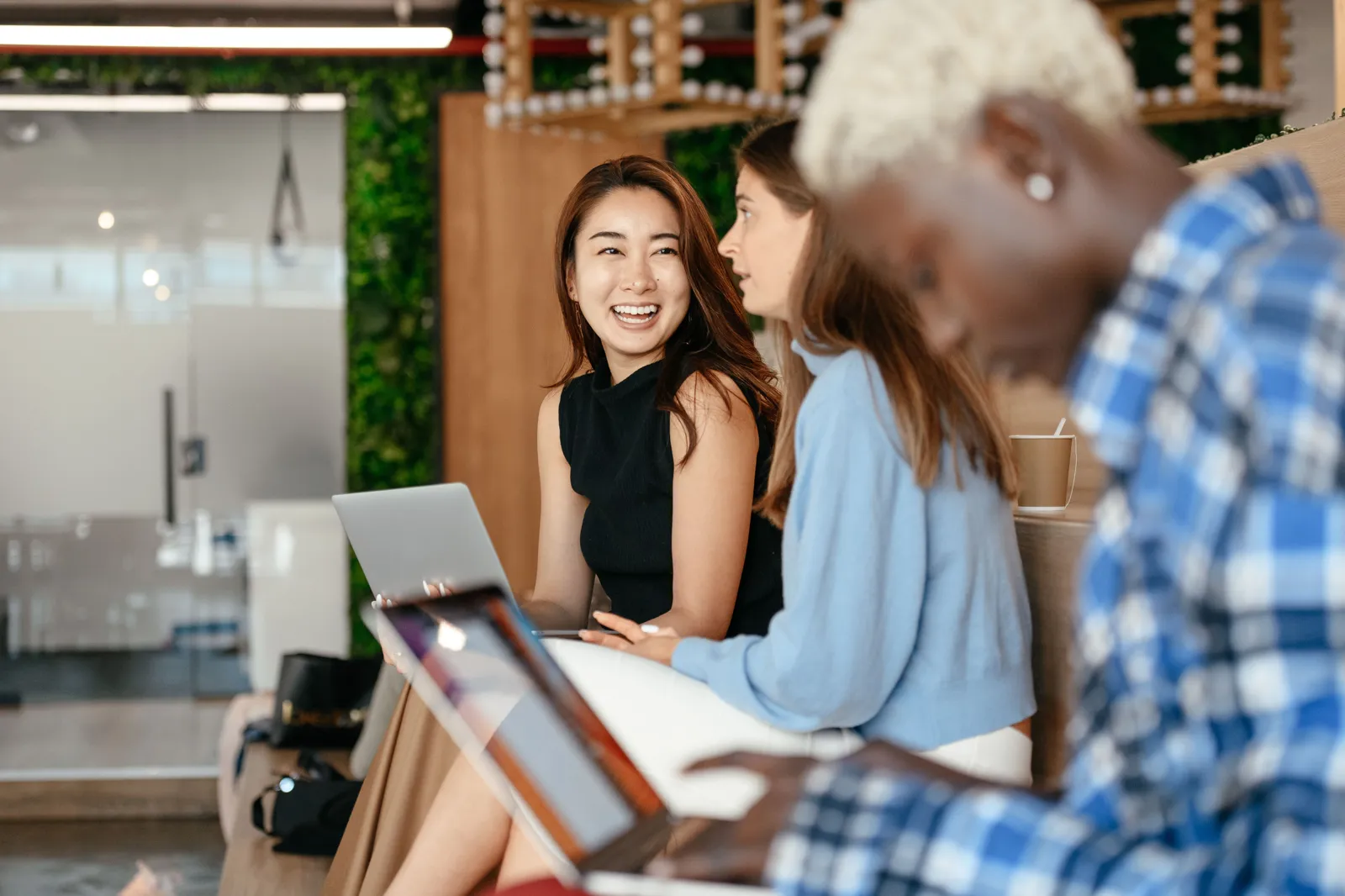 Business Plan Template: A Step-by-Step Guide - Aviy AI invoicing