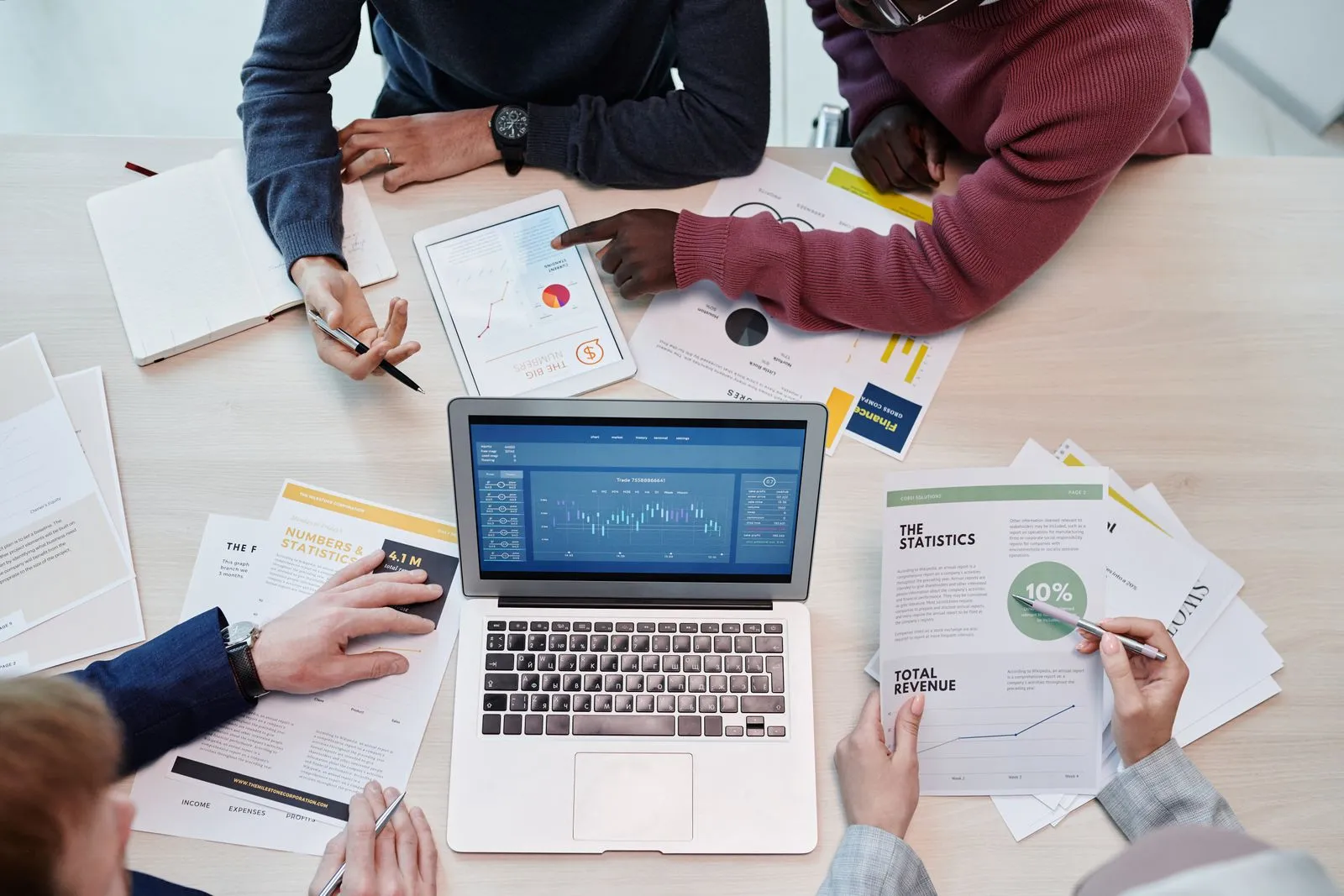 Digital Marketing Agency Invoice Template: Free Guide and Examples - Aviy AI invoicing