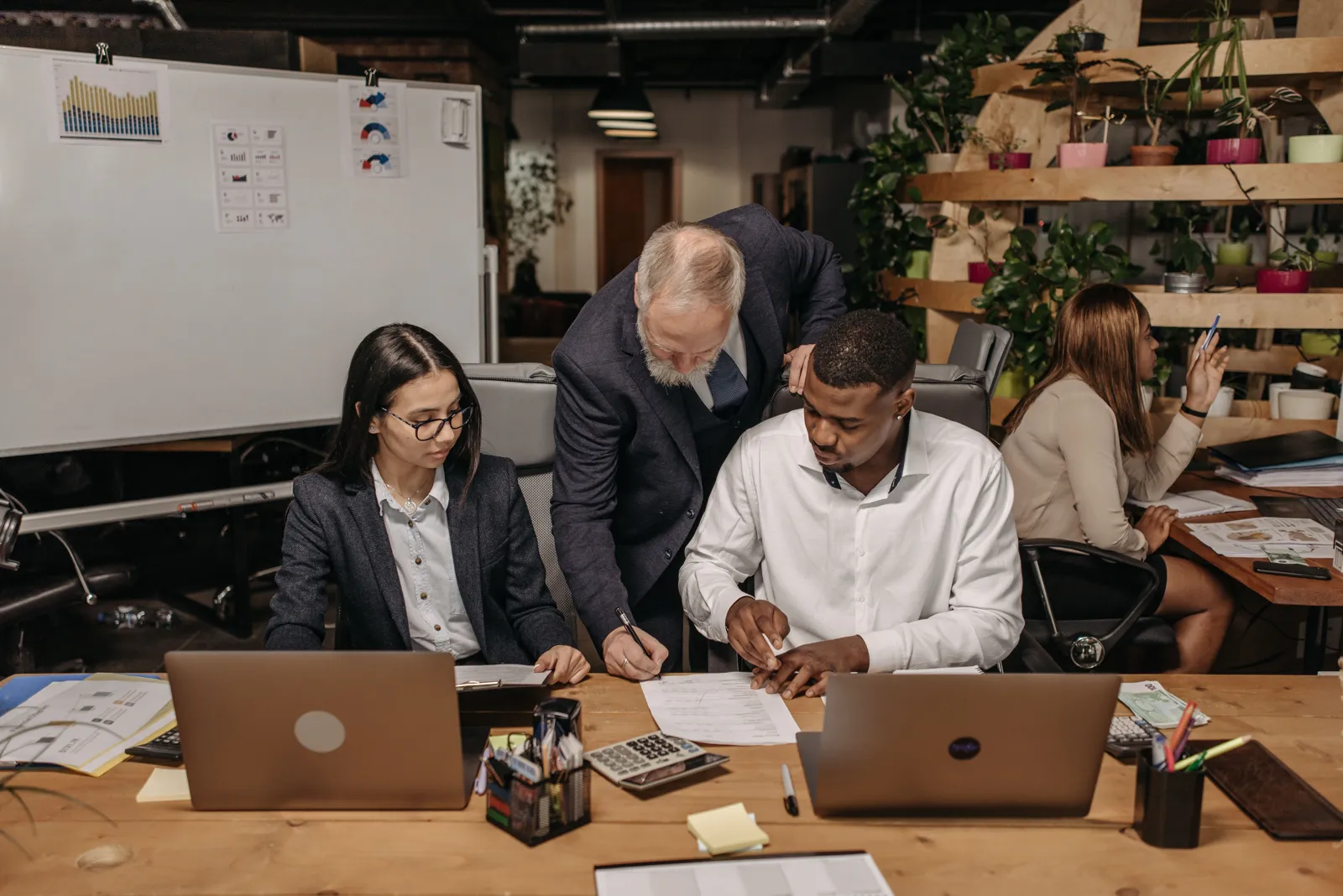Employee Timesheet Template Explained: Fields, Example and How to Use One - Aviy AI invoicing