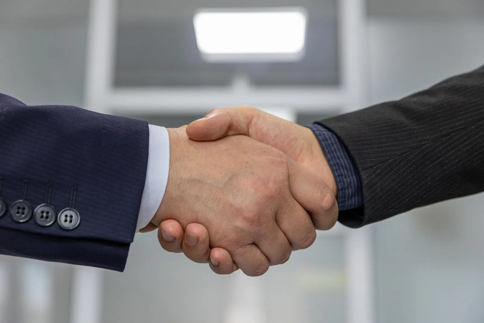 How to Reconcile Business Accounts: A Practical Account Reconciliation Guide - Aviy AI invoicing