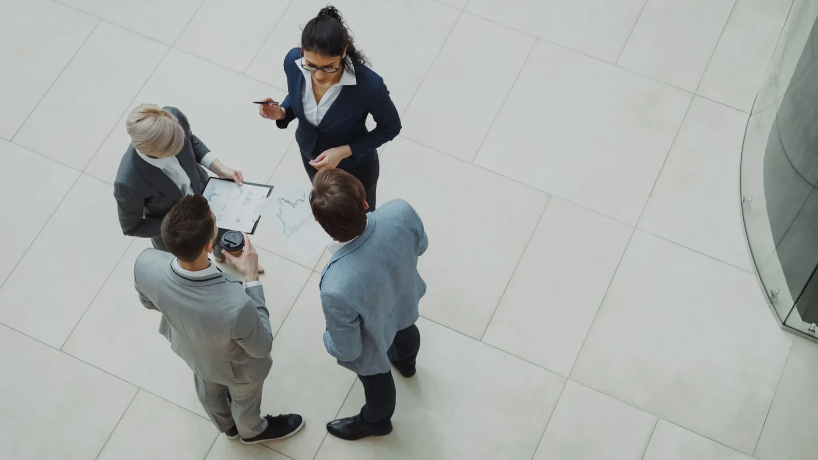 Revenue Diversification Strategies: A Practical 2026 Guide - Aviy AI invoicing