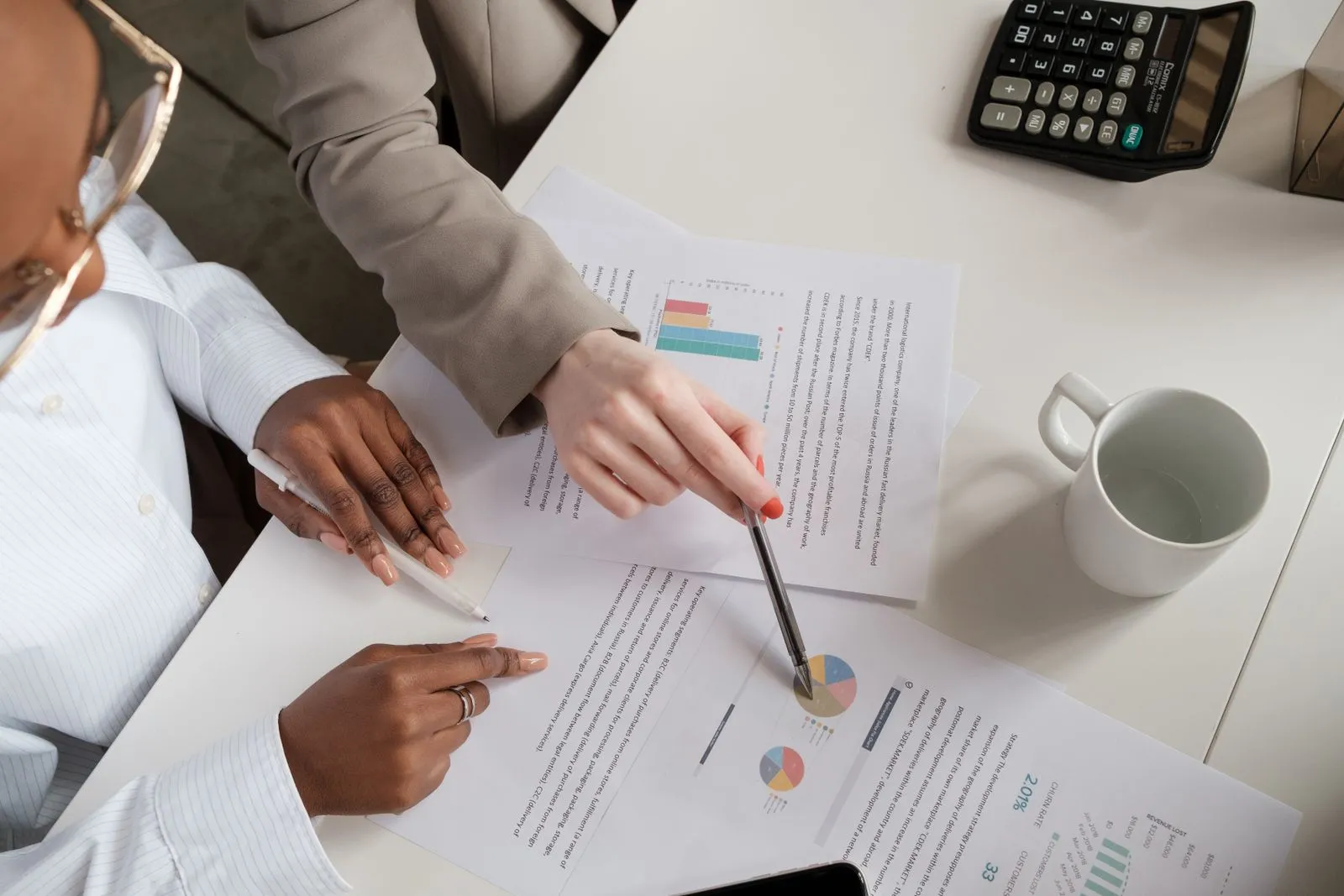 The Complete Guide to Starting a Service Business - Aviy AI invoicing
